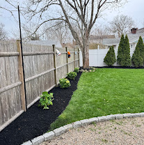 Finished mulch bed
